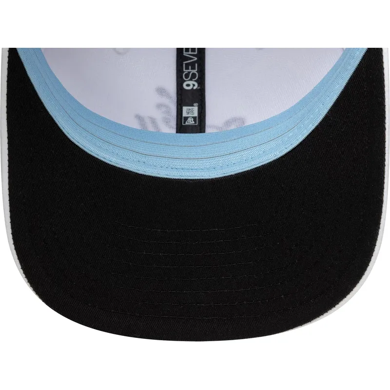 casquette-courbee-blanche-snapback-9seventy-stretch-snap-technical-golf-new-era