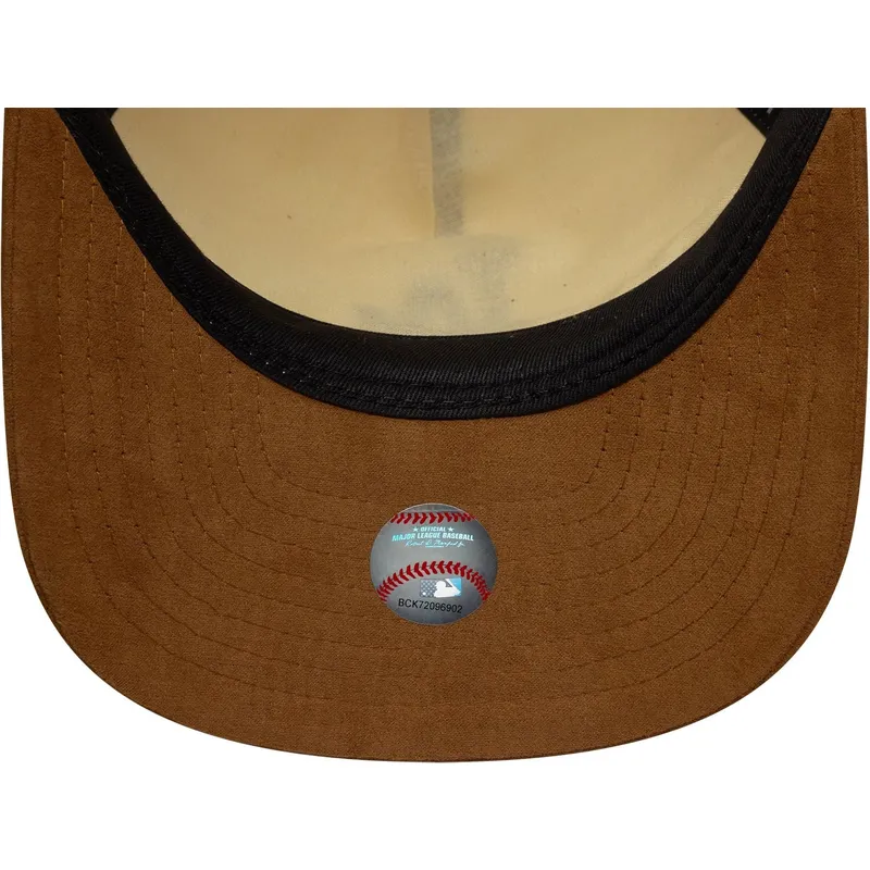casquette-courbee-beige-et-marron-ajustable-9fifty-a-frame-suede-visor-los-angeles-dodgers-mlb-new-era