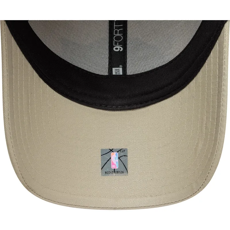 casquette-courbee-beige-snapback-9forty-metallic-los-angeles-lakers-nba-new-era