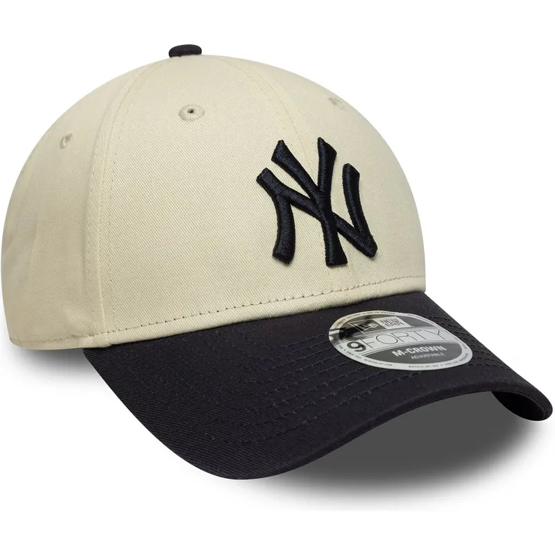 casquette-courbee-beige-et-bleue-marine-snapback-9forty-m-crown-new-york-yankees-mlb-new-era