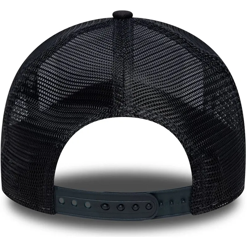 casquette-trucker-blanche-et-bleue-marine-a-frame-location-los-angeles-villes-et-plages-california-new-era