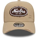 casquette-trucker-marron-a-frame-oval-canvas-distress-new-era