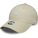 casquette-courbee-beige-ajustable-pour-femme-9twenty-washed-mini-new-york-yankees-mlb-new-era
