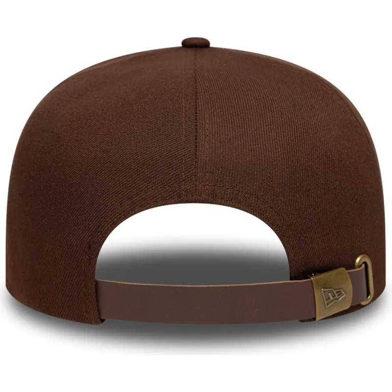 casquette-plate-marron-ajustable-19twenty-outdoor-graphic-new-era