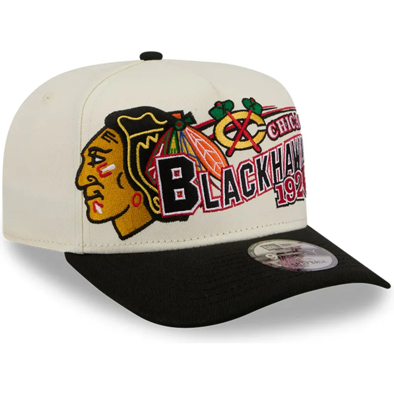 casquette-courbee-beige-et-noire-snapback-9fifty-a-frame-classic-chicago-blackhawks-nhl-new-era