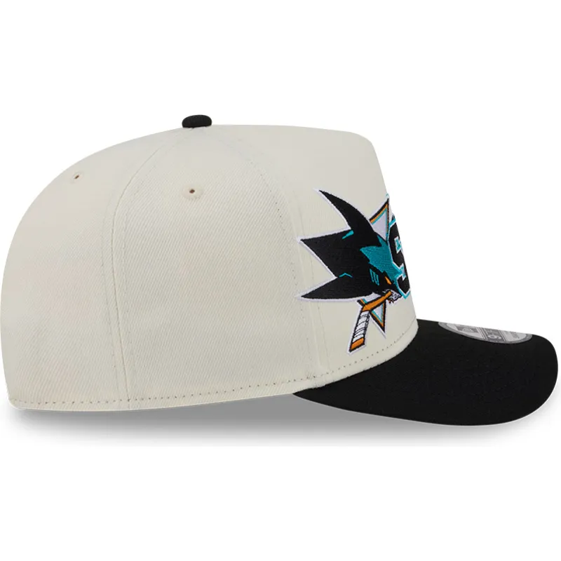 casquette-courbee-beige-et-noire-snapback-9fifty-a-frame-classic-san-jose-sharks-nhl-new-era