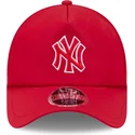 casquette-trucker-rouge-avec-logo-rouge-9forty-apex-batting-practice-new-york-yankees-mlb-new-era