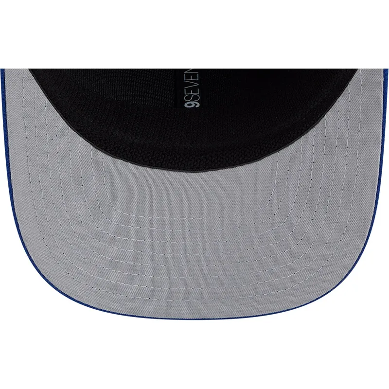 casquette-courbee-bleue-snapback-9seventy-stretch-snap-italy-2026-world-baseball-classic-new-era