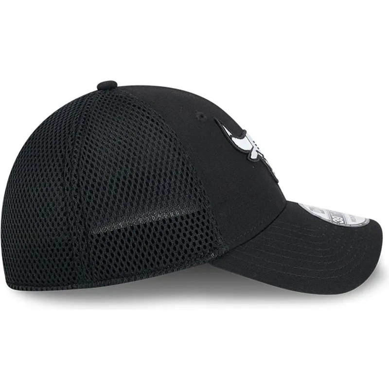 casquette-trucker-noire-ajustee-39thirty-evergreen-neo-chicago-bulls-nba-new-era