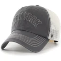 casquette-trucker-noire-clean-up-trailer-script-mesh-new-york-yankees-mlb-47-brand