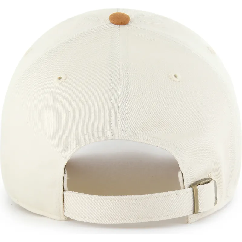 casquette-courbee-beige-et-marron-ajustable-clean-up-mini-script-suede-visor-boston-red-sox-mlb-47-brand