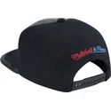 casquette-plate-noire-rouge-et-bleue-snapback-day-one-chicago-bulls-nba-mitchell-ness