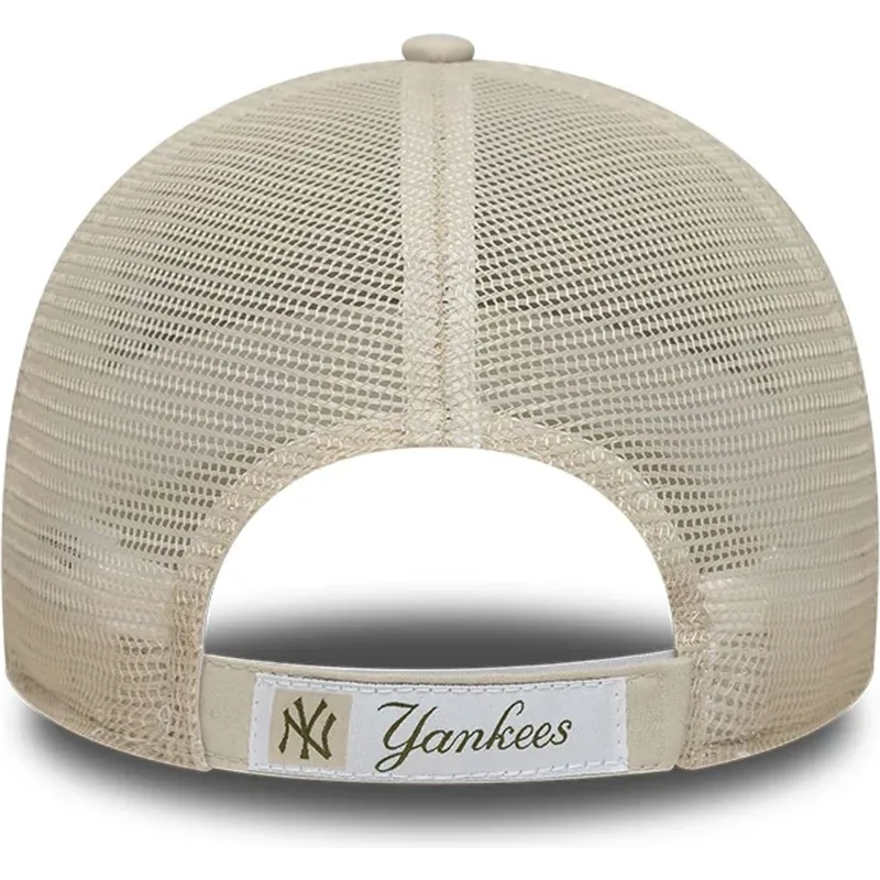 casquette-trucker-beige-ajustable-avec-logo-vert-9forty-homefield-midi-new-york-yankees-mlb-new-era