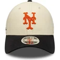 casquette-courbee-beige-et-noire-snapback-9forty-m-crown-side-script-new-york-mets-mlb-new-era