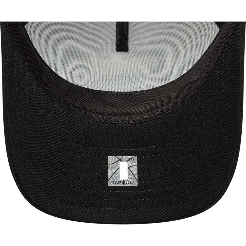 casquette-trucker-noire-9forty-m-crown-a-frame-chicago-bulls-nba-new-era