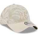 casquette-courbee-beige-ajustable-9twenty-leafy-palm-new-york-yankees-mlb-new-era