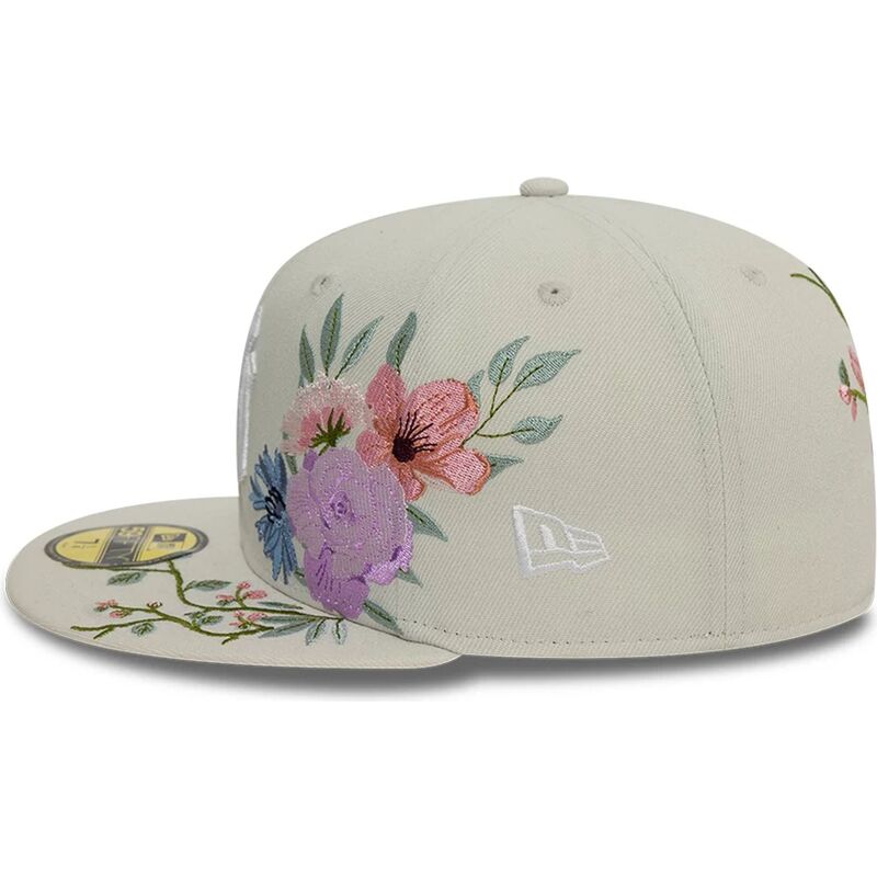 casquette-plate-beige-ajustee-59fifty-floral-new-york-yankees-mlb-new-era