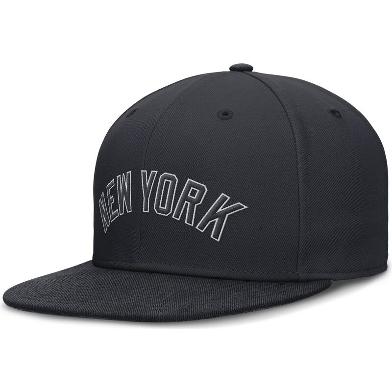 casquette-plate-bleue-marine-ajustee-dri-fit-true-structured-round-bill-new-york-yankees-mlb-nike casquette-plate-bleue-marine-ajustee-dri-fit-true-structured-round-bill-new-york-yankees-mlb-nike