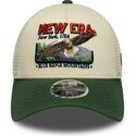 casquette-trucker-verte-et-beige-9forty-m-crown-a-frame-graphic-new-era