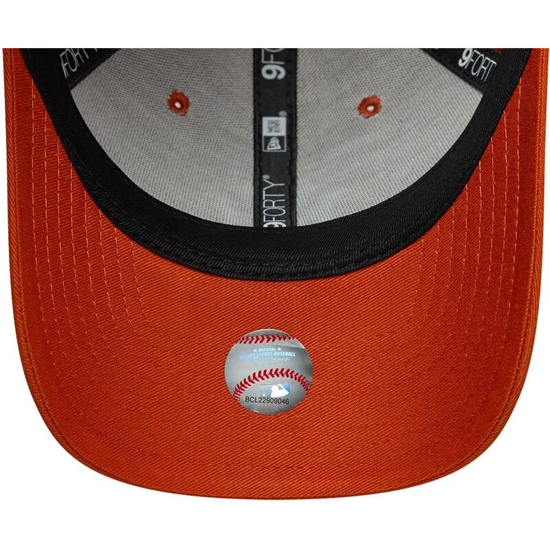 casquette-courbee-orange-snapback-9forty-m-crown-new-york-yankees-mlb-new-era casquette-courbee-orange-snapback-9forty-m-crown-new-york-yankees-mlb-new-era