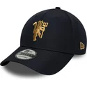 casquette-courbee-bleue-marine-ajustable-avec-logo-dore-9forty-manchester-city-football-club-premier-league-new-era