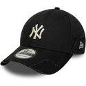 casquette-courbee-noire-ajustable-9forty-stitched-new-york-yankees-mlb-new-era