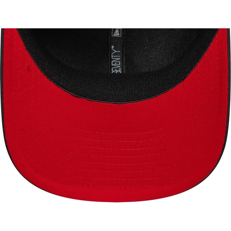 casquette-courbee-noire-snapback-avec-logo-rouge-9seventy-stretch-snap-fw-poly-ac-milan-serie-a-new-era casquette-courbee-noire-snapback-avec-logo-rouge-9seventy-stretch-snap-fw-poly-ac-milan-serie-a-new-era
