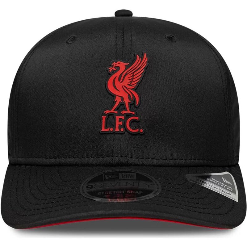 casquette-courbee-noire-snapback-avec-logo-rouge-9seventy-stretch-snap-gradient-liverpool-football-club-premier-league-new-era