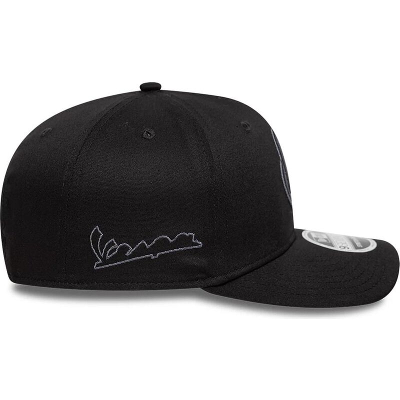 casquette-courbee-noire-snapback-avec-logo-noir-9seventy-stretch-snap-seasonal-vespa-piaggio-new-era