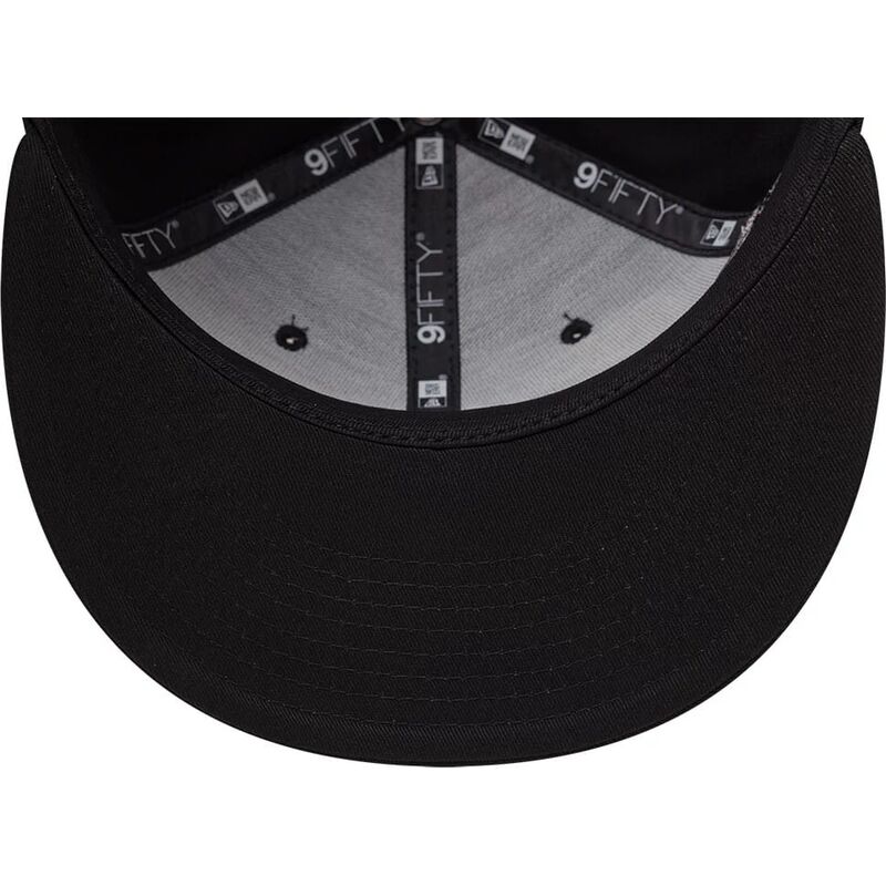 casquette-plate-noire-snapback-9fifty-outdoor-icon-new-york-yankees-mlb-new-era