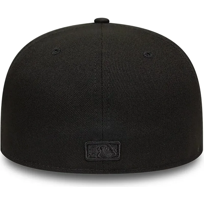 casquette-plate-noire-ajustee-avec-logo-noir-59fifty-atlanta-braves-mlb-new-era