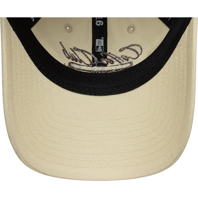 casquette-courbee-beige-ajustable-pour-femme-9twenty-coffee-club-new-era casquette-courbee-beige-ajustable-pour-femme-9twenty-coffee-club-new-era