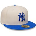 casquette-plate-beige-et-bleue-ajustee-avec-logo-bleu-59fifty-league-essential-new-york-yankees-mlb-new-era