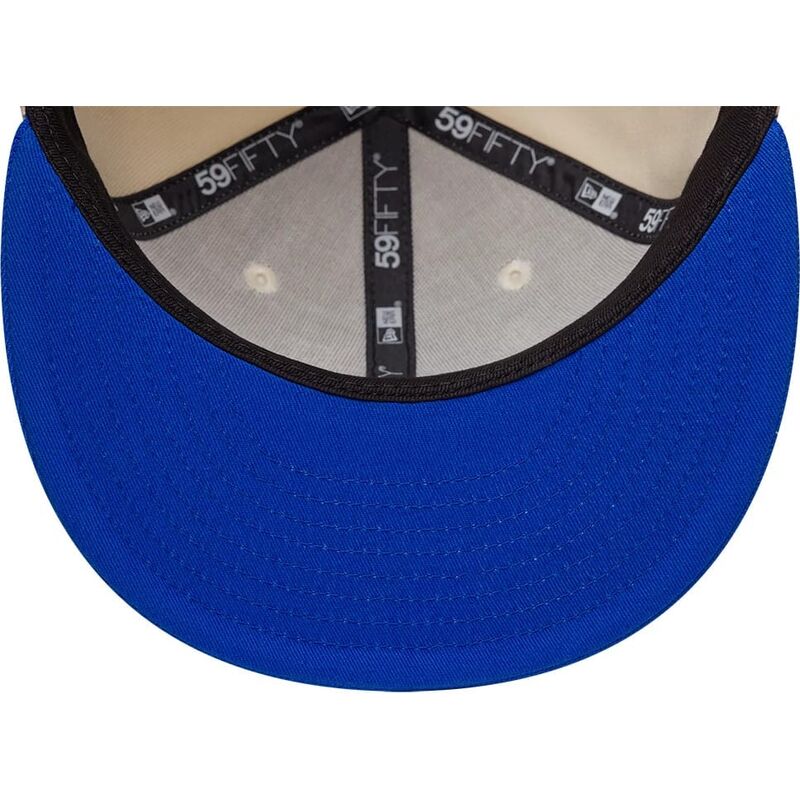 casquette-plate-beige-et-bleue-ajustee-avec-logo-bleu-59fifty-league-essential-new-york-yankees-mlb-new-era