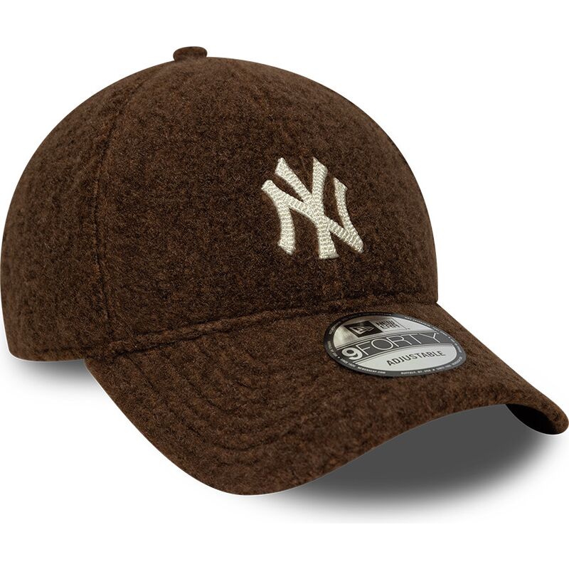 casquette-courbee-marron-snapback-9forty-winter-borg-new-york-yankees-mlb-new-era
