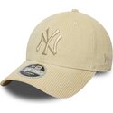 casquette-courbee-beige-ajustable-avec-logo-beige-9forty-m-crown-cord-new-york-yankees-mlb-new-era