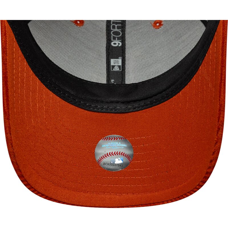 casquette-courbee-orange-ajustable-avec-logo-orange-9forty-m-crown-cord-los-angeles-dodgers-mlb-new-era casquette-courbee-orange-ajustable-avec-logo-orange-9forty-m-crown-cord-los-angeles-dodgers-mlb-new-era