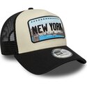 casquette-trucker-noire-et-beige-a-frame-license-plate-new-york-new-era