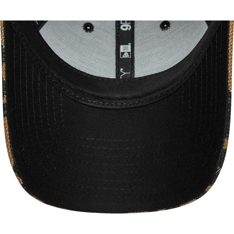 casquette-courbee-leopard-ajustable-pour-femme-9forty-racing-bulls-f1-team-formula-1-new-era casquette-courbee-leopard-ajustable-pour-femme-9forty-racing-bulls-f1-team-formula-1-new-era