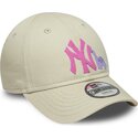 casquette-courbee-beige-ajustable-pour-enfant-avec-logo-rose-9forty-dino-icon-new-york-yankees-mlb-new-era