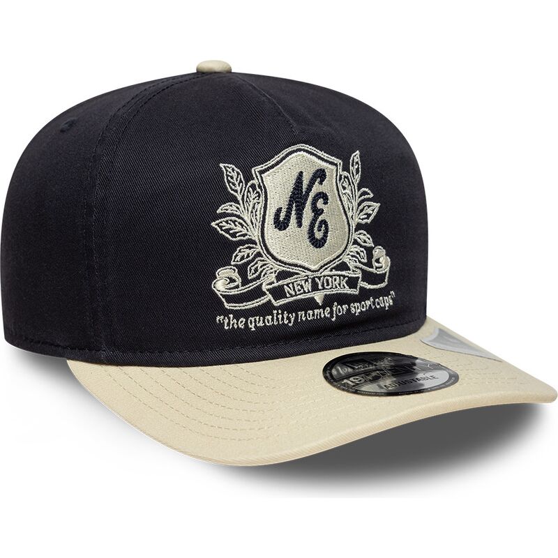 casquette-courbee-bleue-marine-et-beige-ajustable-19twenty-washed-graphic-new-era