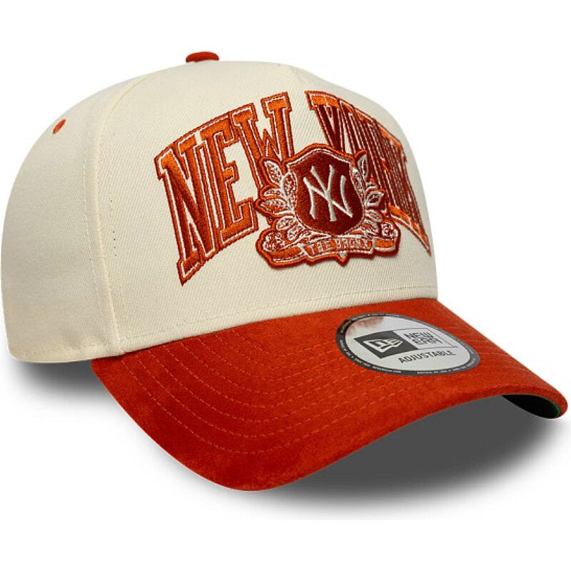 casquette-courbee-beige-et-marron-snapback-e-frame-wordmark-suede-new-york-yankees-mlb-new-era