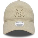 casquette-courbee-beige-ajustable-avec-logo-beige-9twenty-a-frame-melton-luxe-new-york-yankees-mlb-new-era