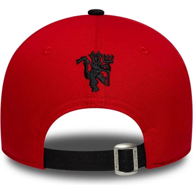 casquette-courbee-rouge-et-noire-ajustable-9forty-contrast-manchester-united-football-club-premier-league-new-era