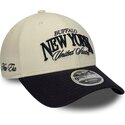 casquette-courbee-beige-et-bleue-marine-ajustable-9forty-m-crown-wordmark-buffalo-new-york-new-era