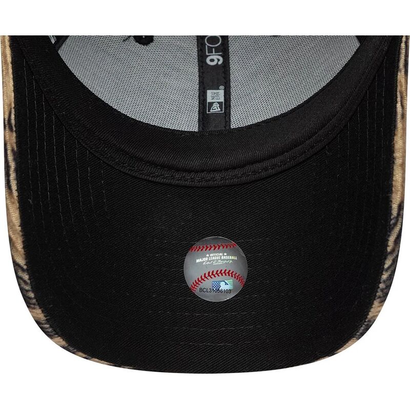 casquette-courbee-leopard-ajustable-pour-femme-9forty-ocelot-print-new-york-yankees-mlb-new-era