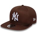 casquette-plate-marron-snapback-9fifty-original-fit-league-essential-new-york-yankees-mlb-new-era