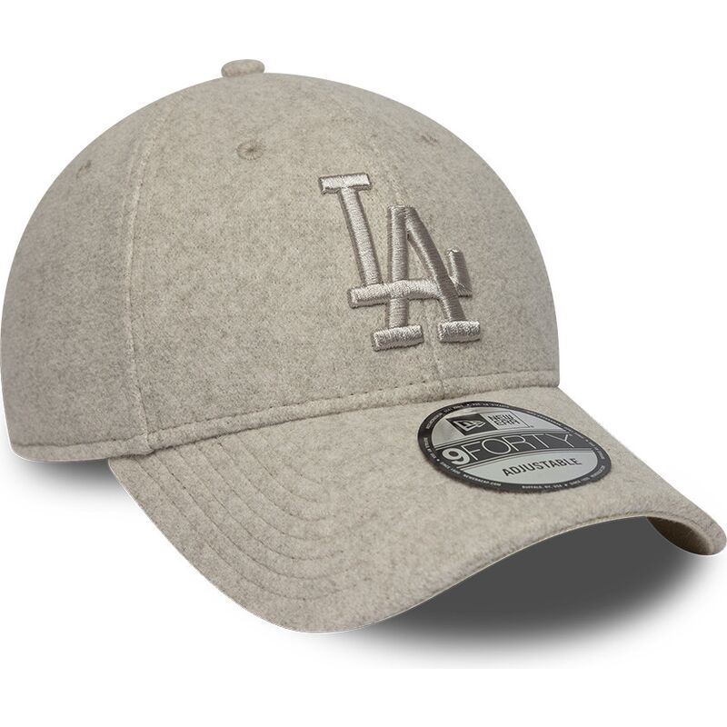 casquette-courbee-beige-snapback-avec-logo-beige-9forty-winter-los-angeles-dodgers-mlb-new-era casquette-courbee-beige-snapback-avec-logo-beige-9forty-winter-los-angeles-dodgers-mlb-new-era