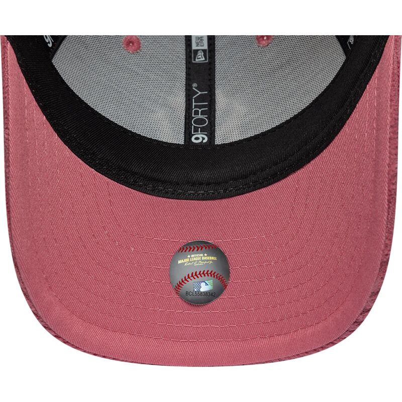 casquette-courbee-rose-ajustable-pour-femme-9forty-m-crown-chunky-cord-new-york-yankees-mlb-new-era casquette-courbee-rose-ajustable-pour-femme-9forty-m-crown-chunky-cord-new-york-yankees-mlb-new-era
