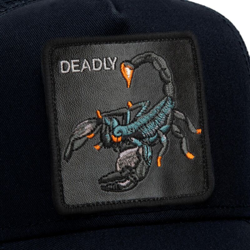 casquette-trucker-noire-scorpion-deadly-scorpion-original-recipe-the-farm-goorin-bros